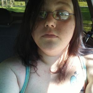 Meet your Posher, Leahia